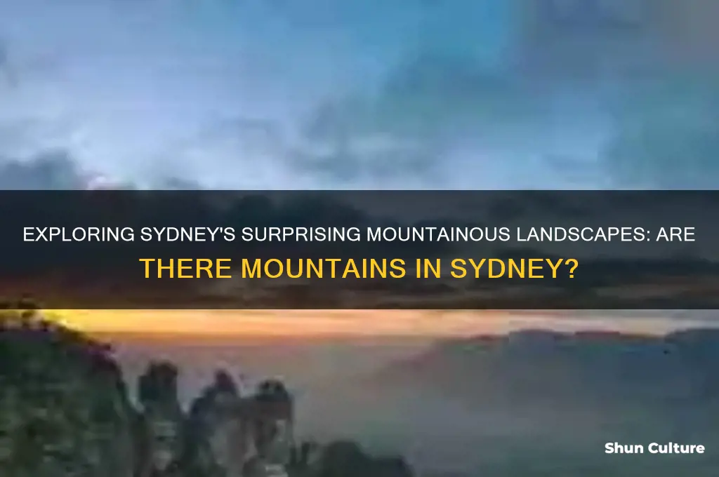 are there mountains in sydney australia