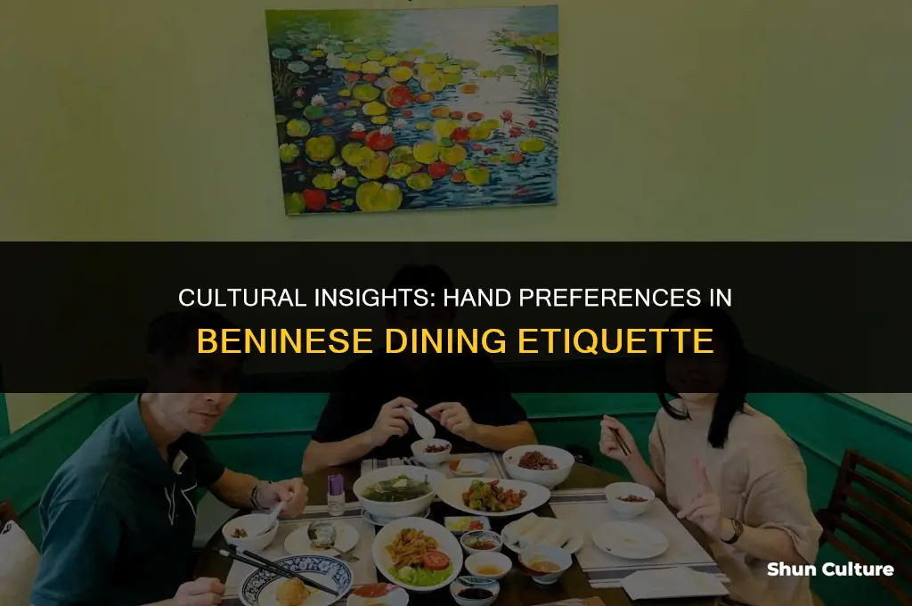 do benin eat with their left hand
