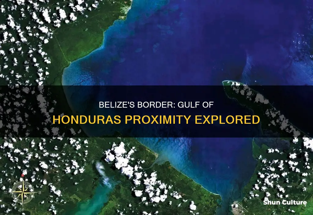 does belize border the gulf of honduras