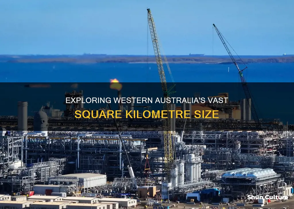 how big is western australia in square kilometers
