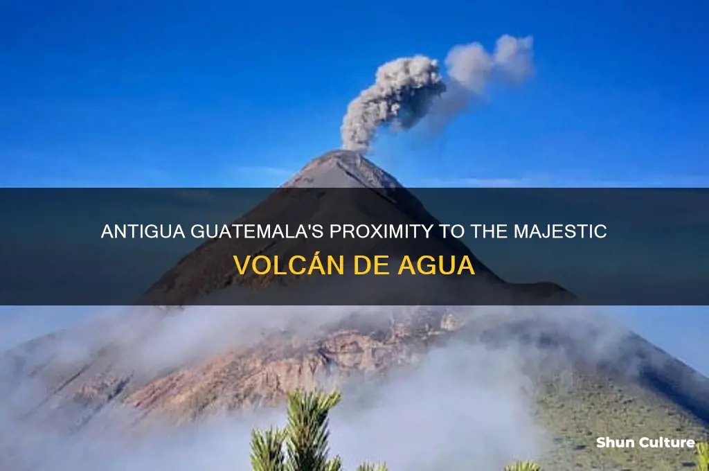 how close is antigua guatemala to the volcano