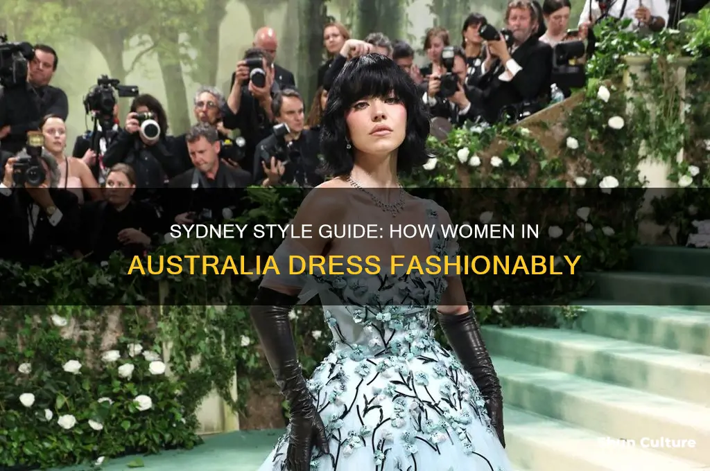 how do women in sydney australia dress