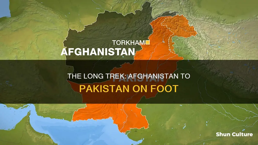 how long to walk from afghanistan to pakistan