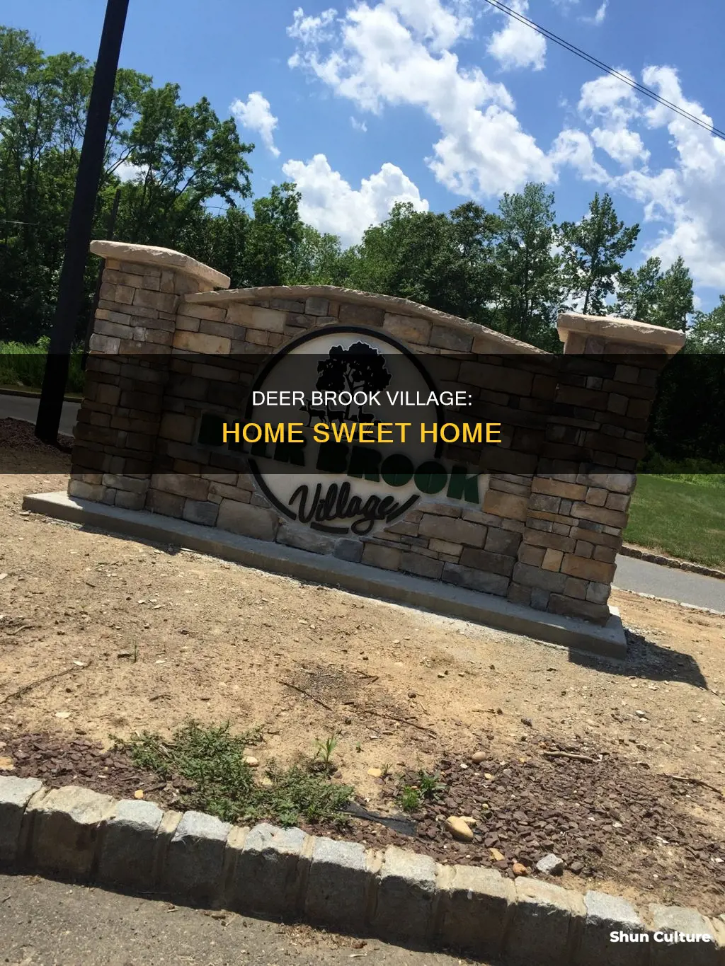 how many homes in deer brook village north brunswick nj