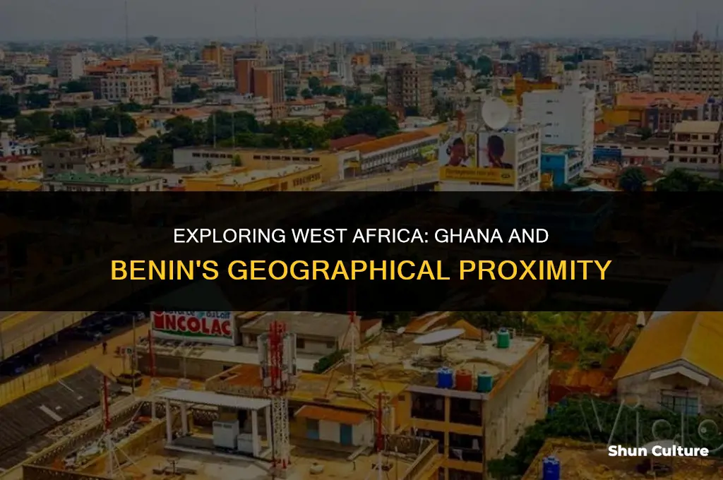 how many miles is ghana from benin