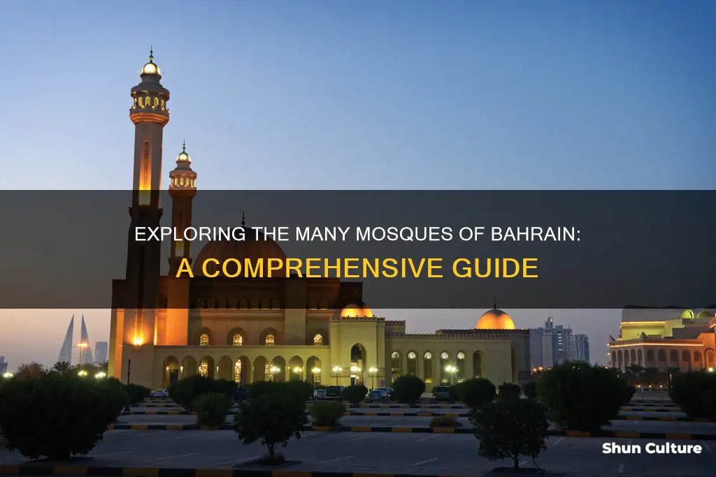 how many mosques are there in bahrain