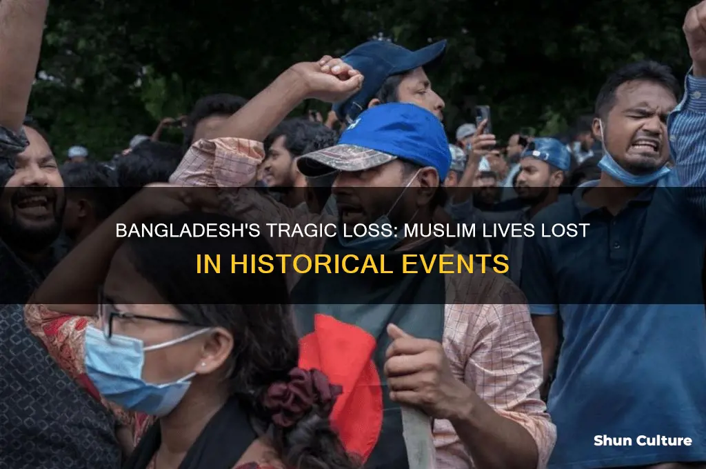 how many muslim people died in bangladesh
