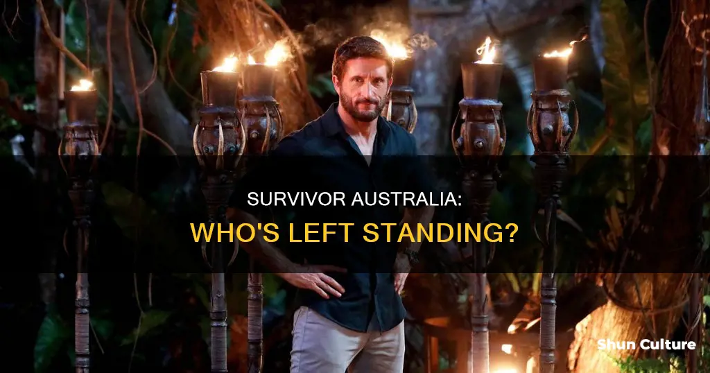 how many people are in survivor australia