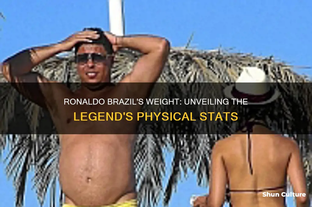 how much does ronaldo brazil weight