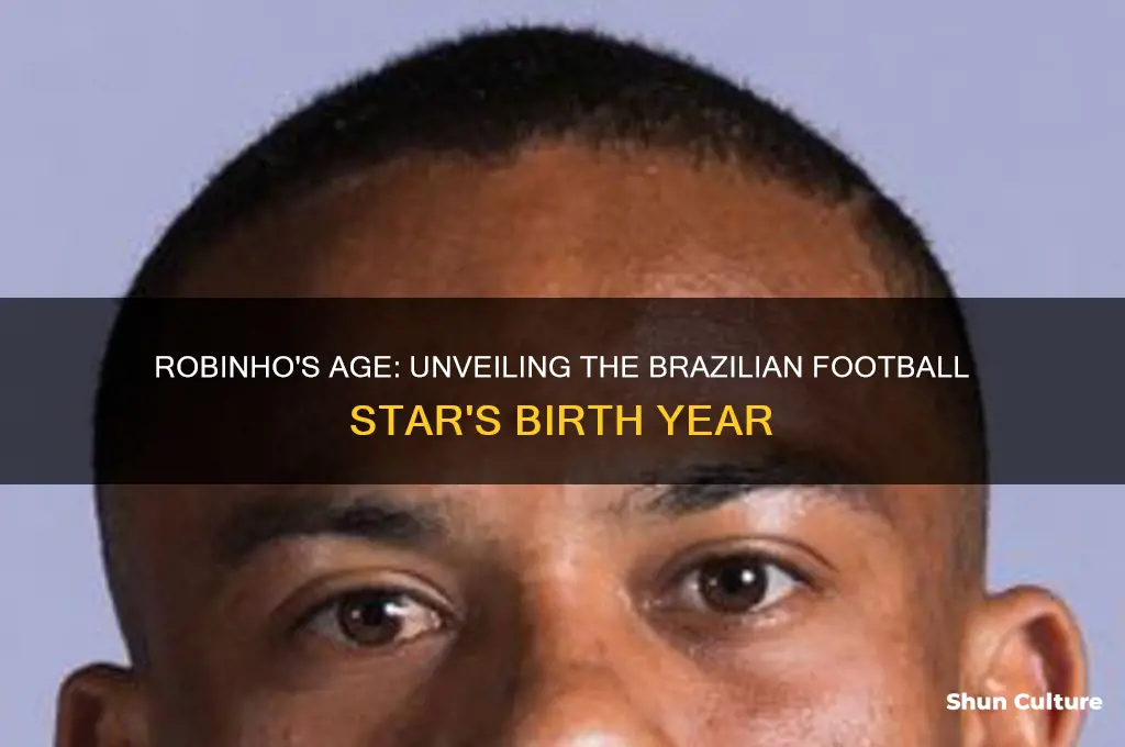 how old is robinho brazil