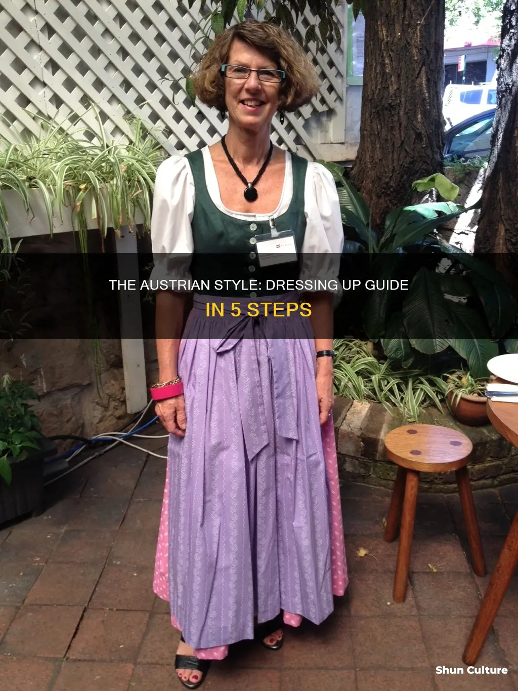 how to dress uo as an austrian