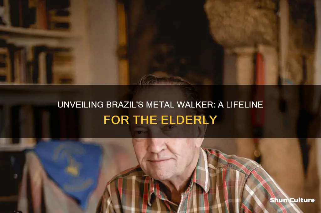how you call this metal thing for old people brazil