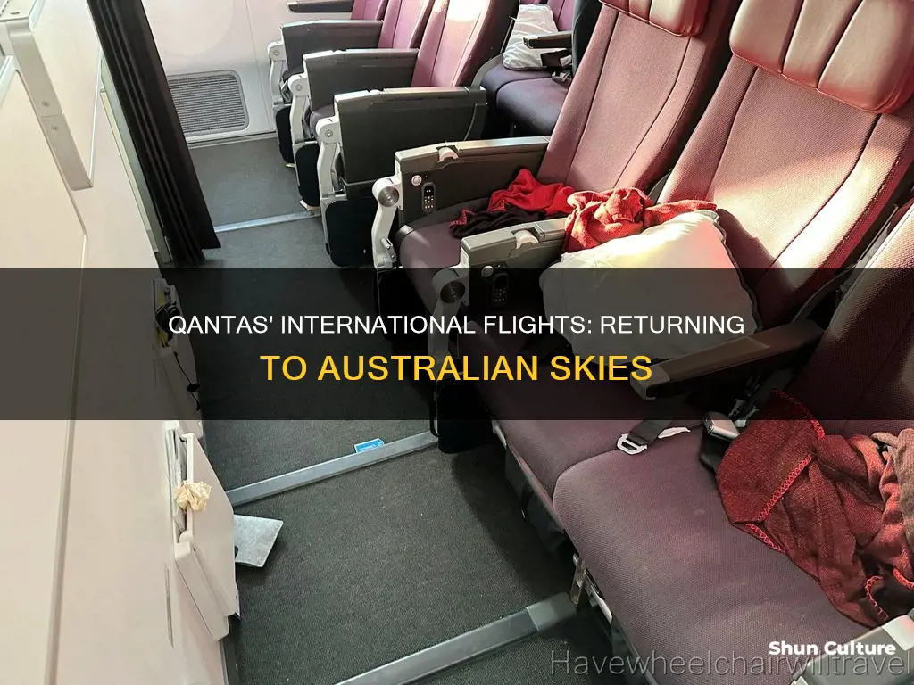 is qantas flying out of australia