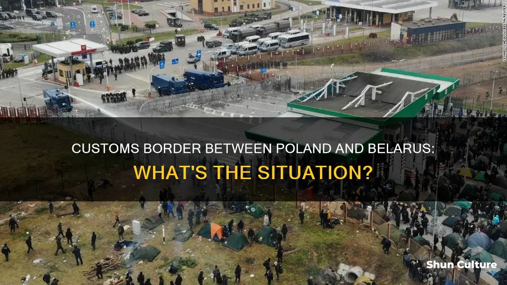 is there a customs border between poland and belarus