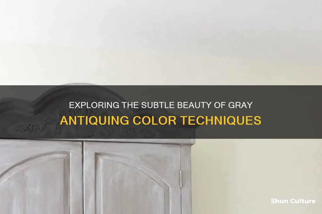 is there a gray antiguing color
