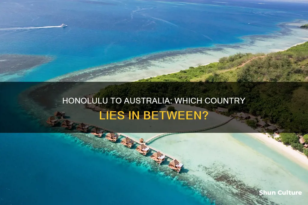 what country is between honolulu and australia