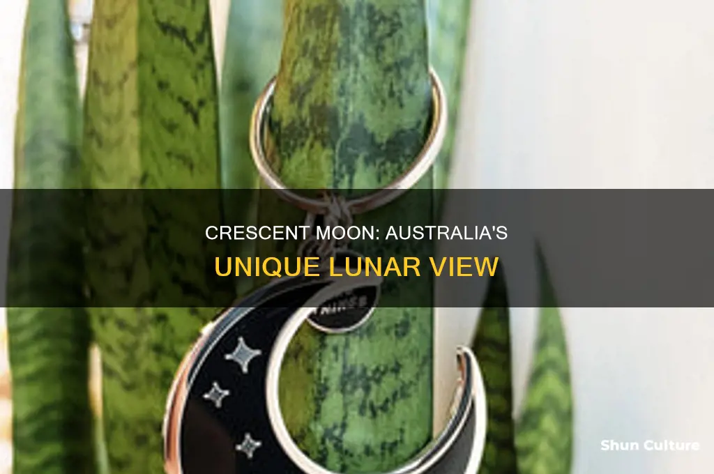 what does a crescent moon look like in australia