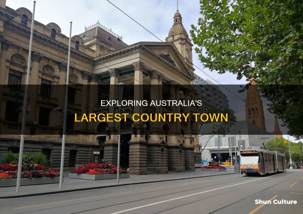 what is the biggest country town in australia