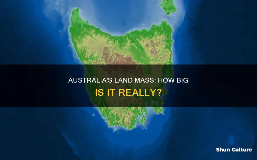 what is the land mass size of australia