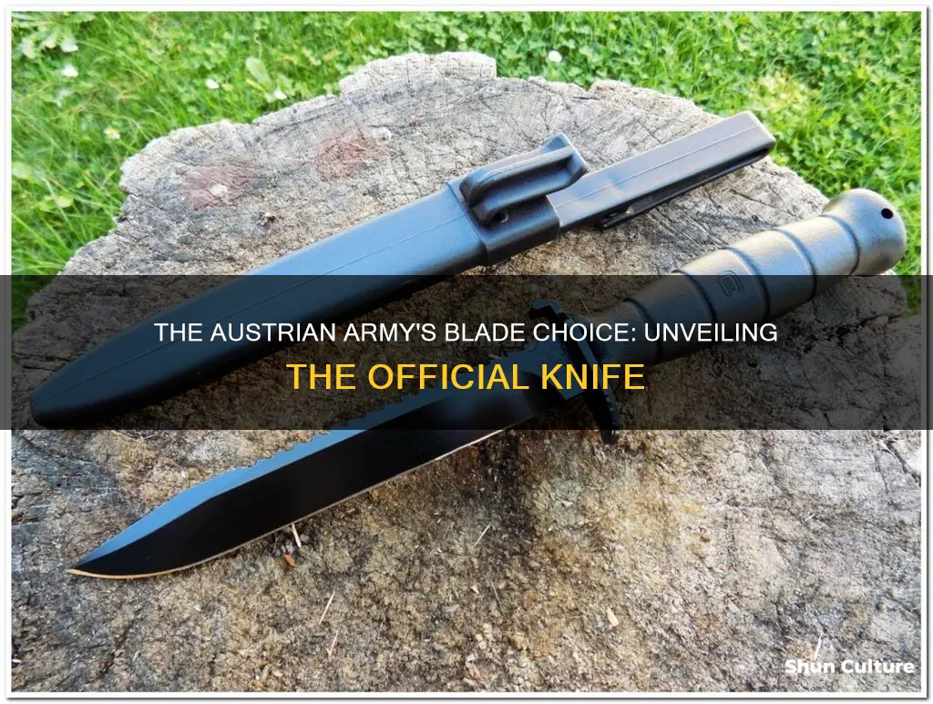 what knife does austrian army use