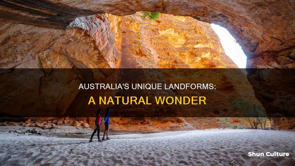 what landforms make up australia