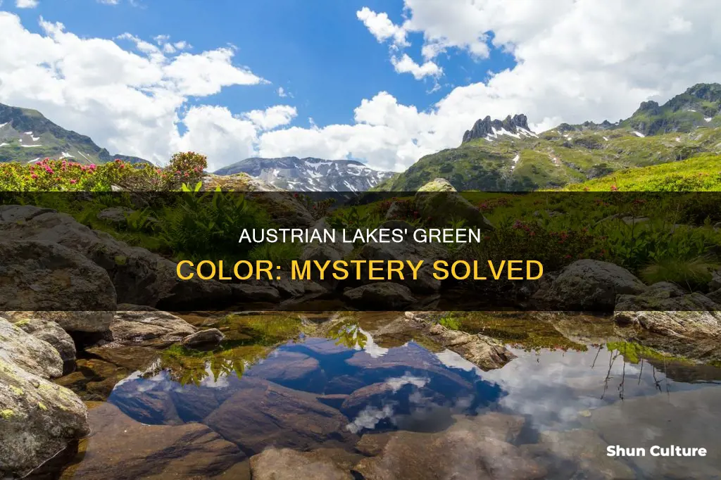 what makes austrian lakes green