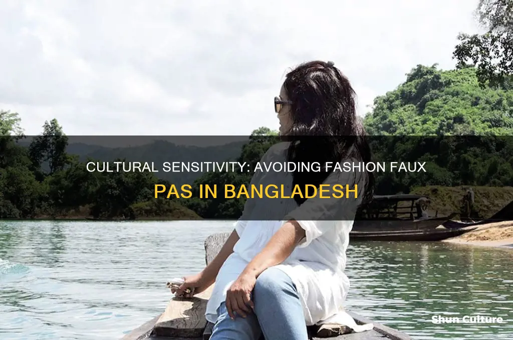 what not to wear in bangladesh