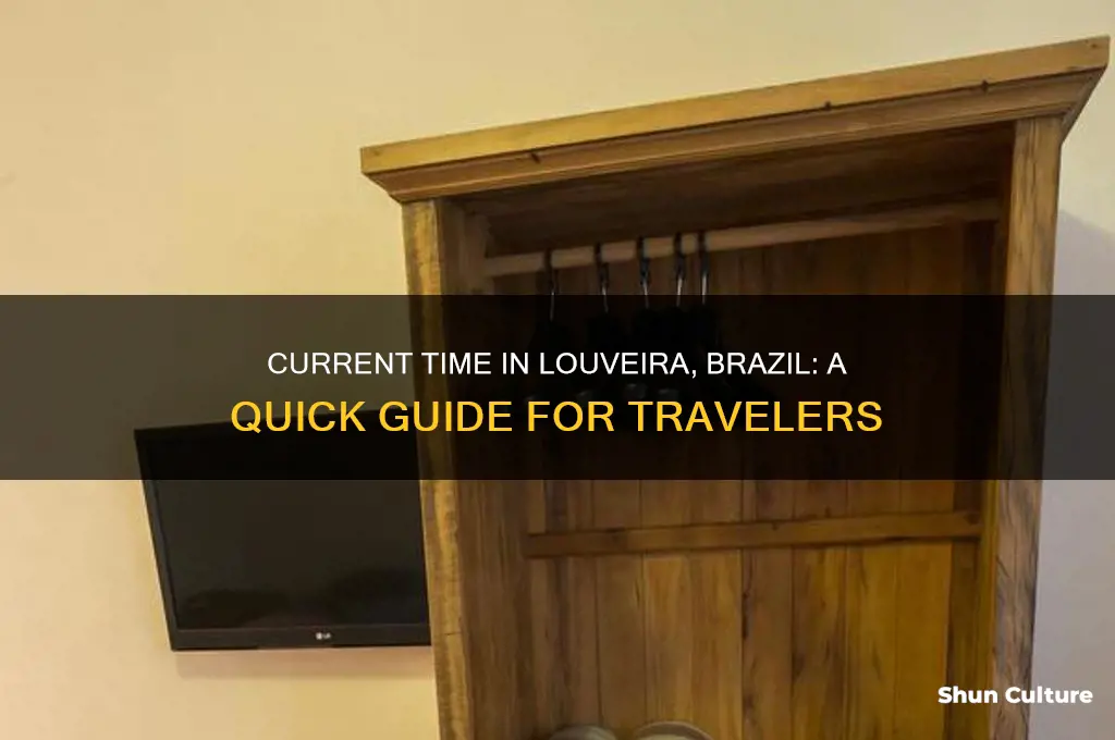 what time is in louveira brazil