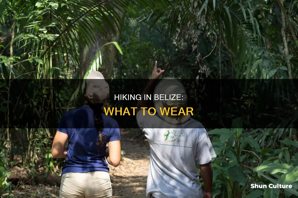 what to wear when himking in belize