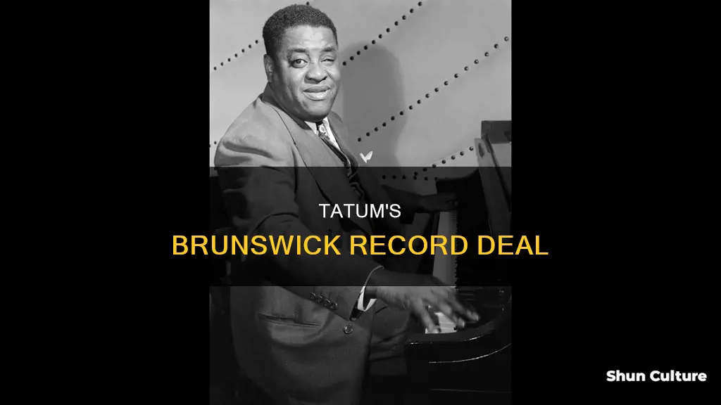 when di arthur tatum sign with brunswick record label