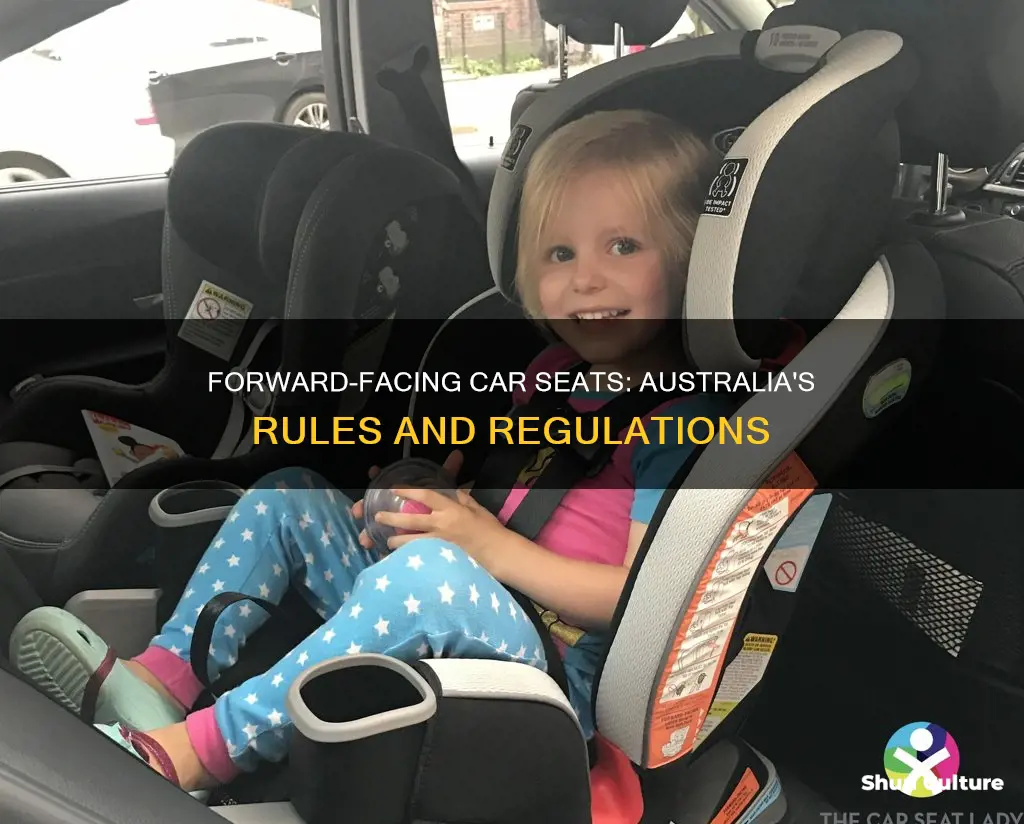 when to change car seat to forward facing australia
