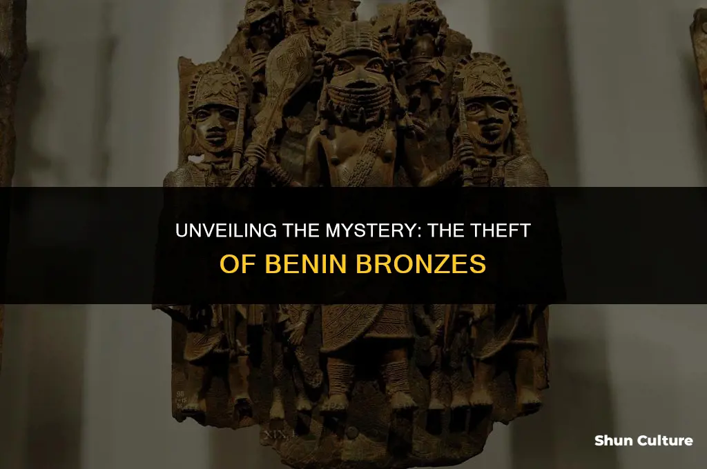 when were the benin bronzes stolen