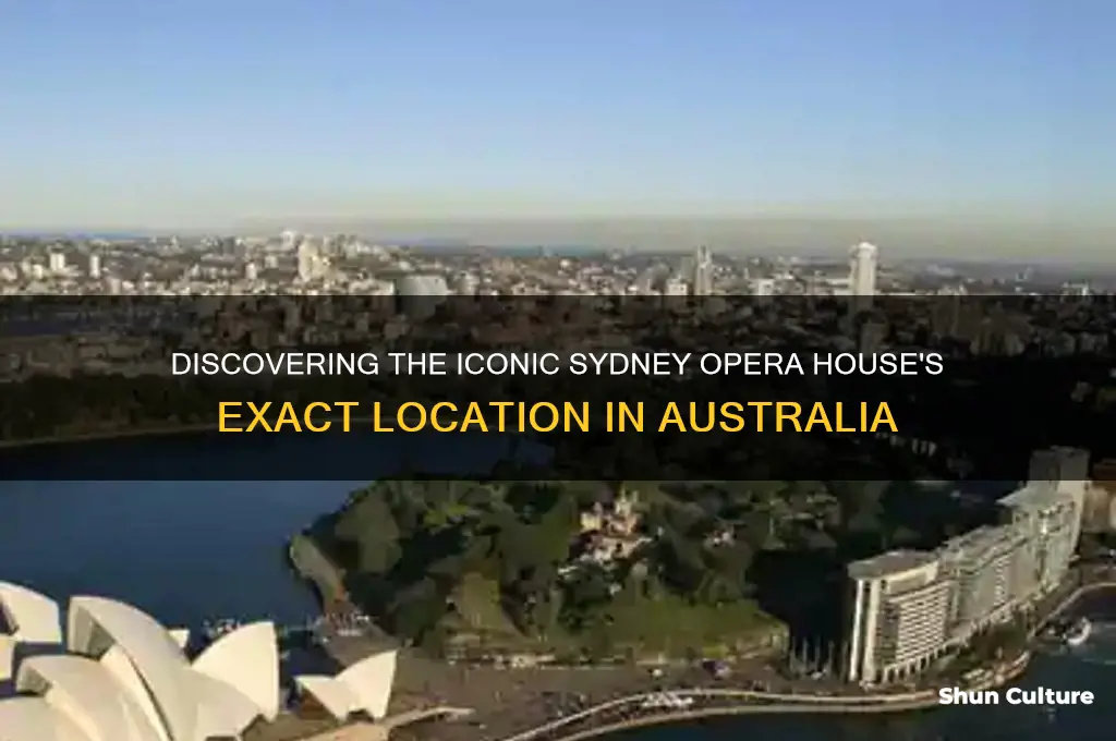 where is the sydney opera house located in australia